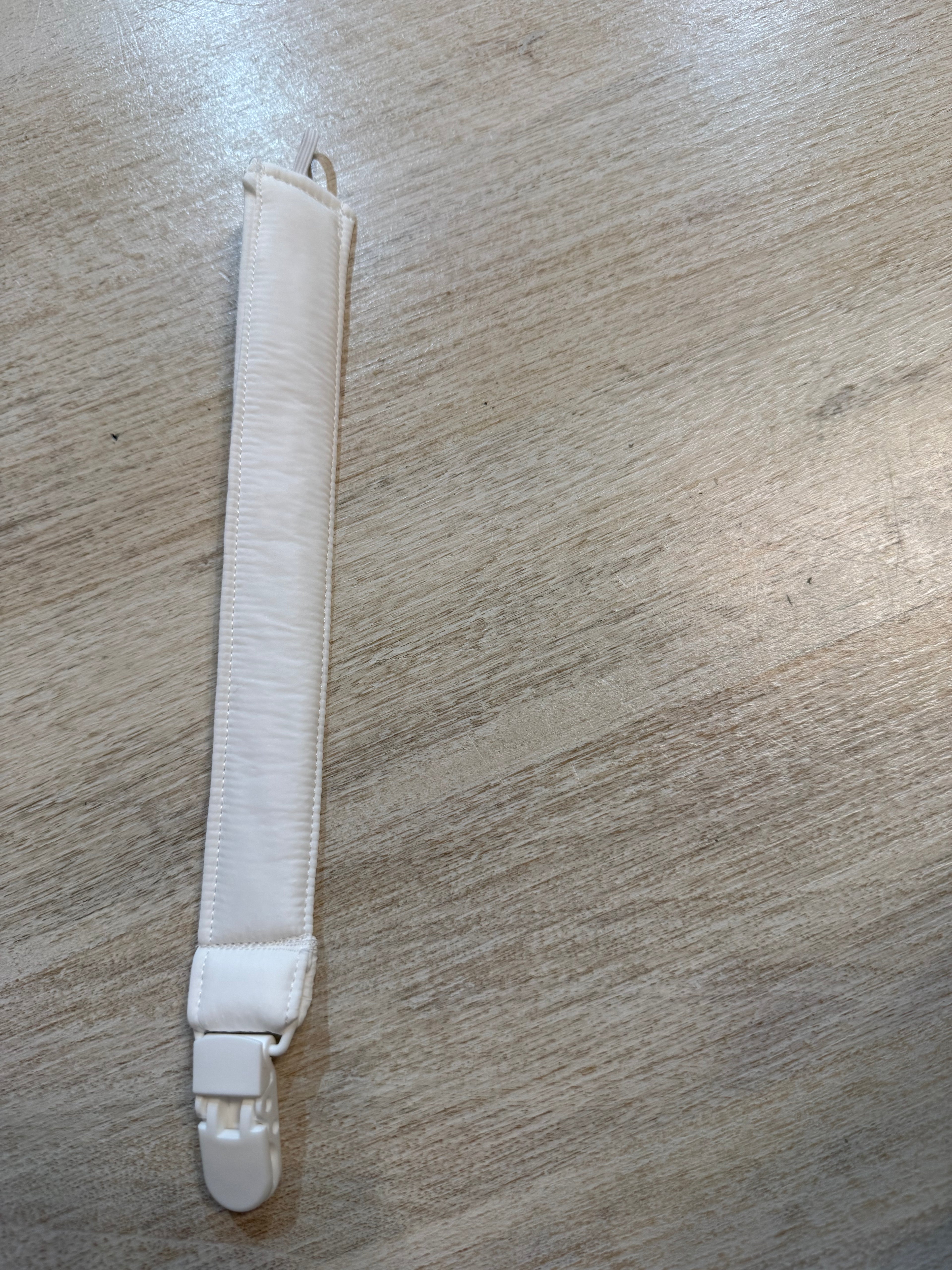 Nylon Paci Clip